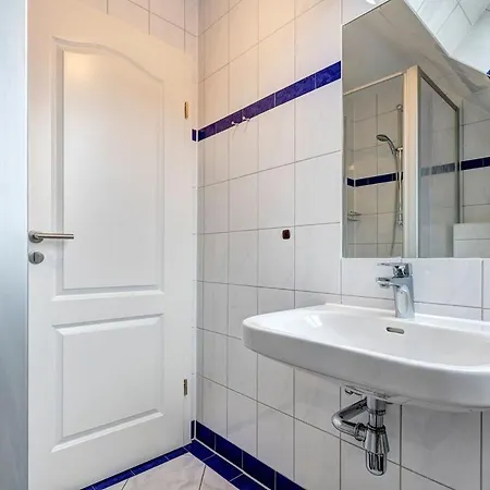 شقة Ferienwohnung Sellin 3 *